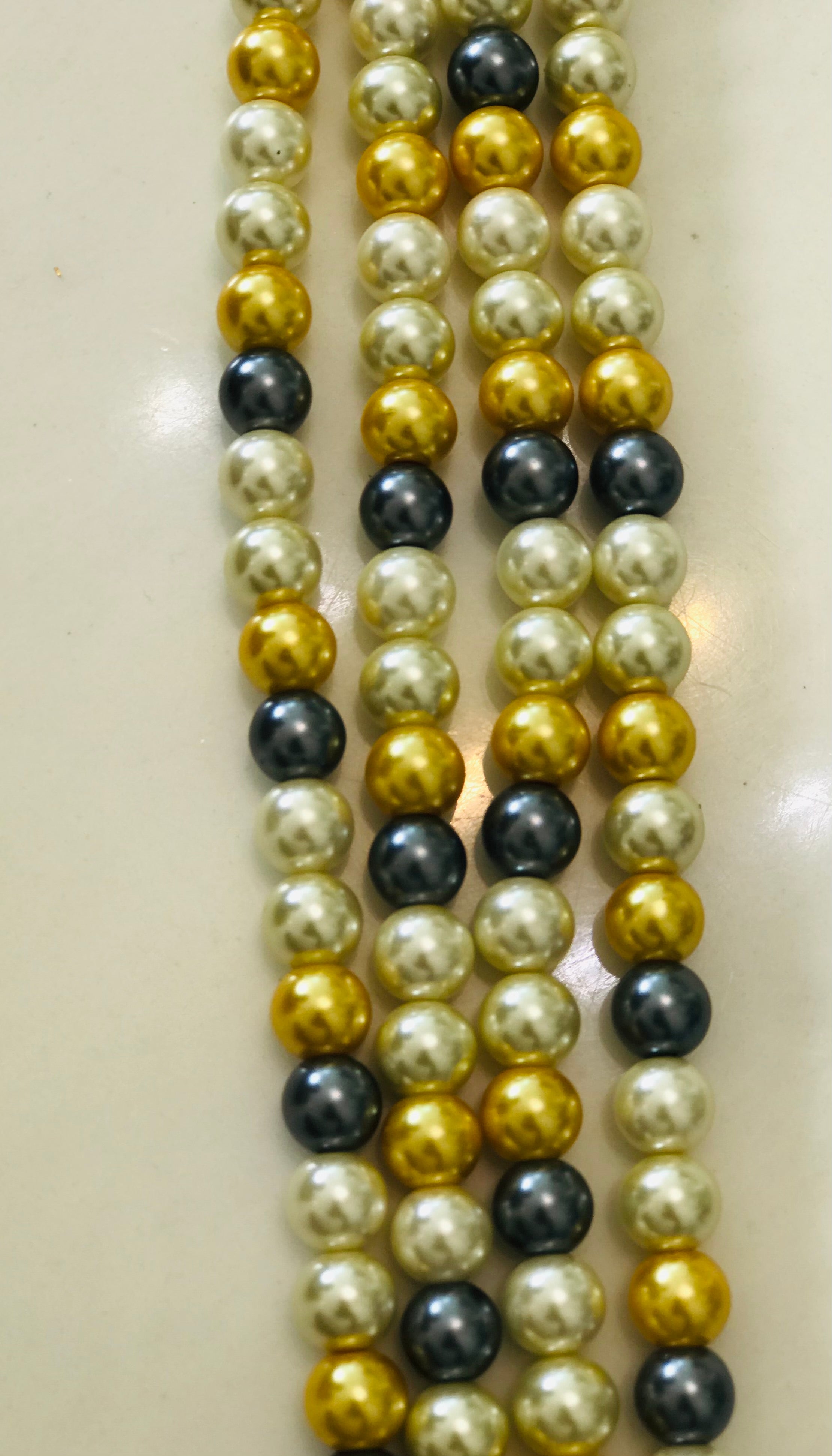 Pearl Beads 10mm/ Each 40 beads per strand