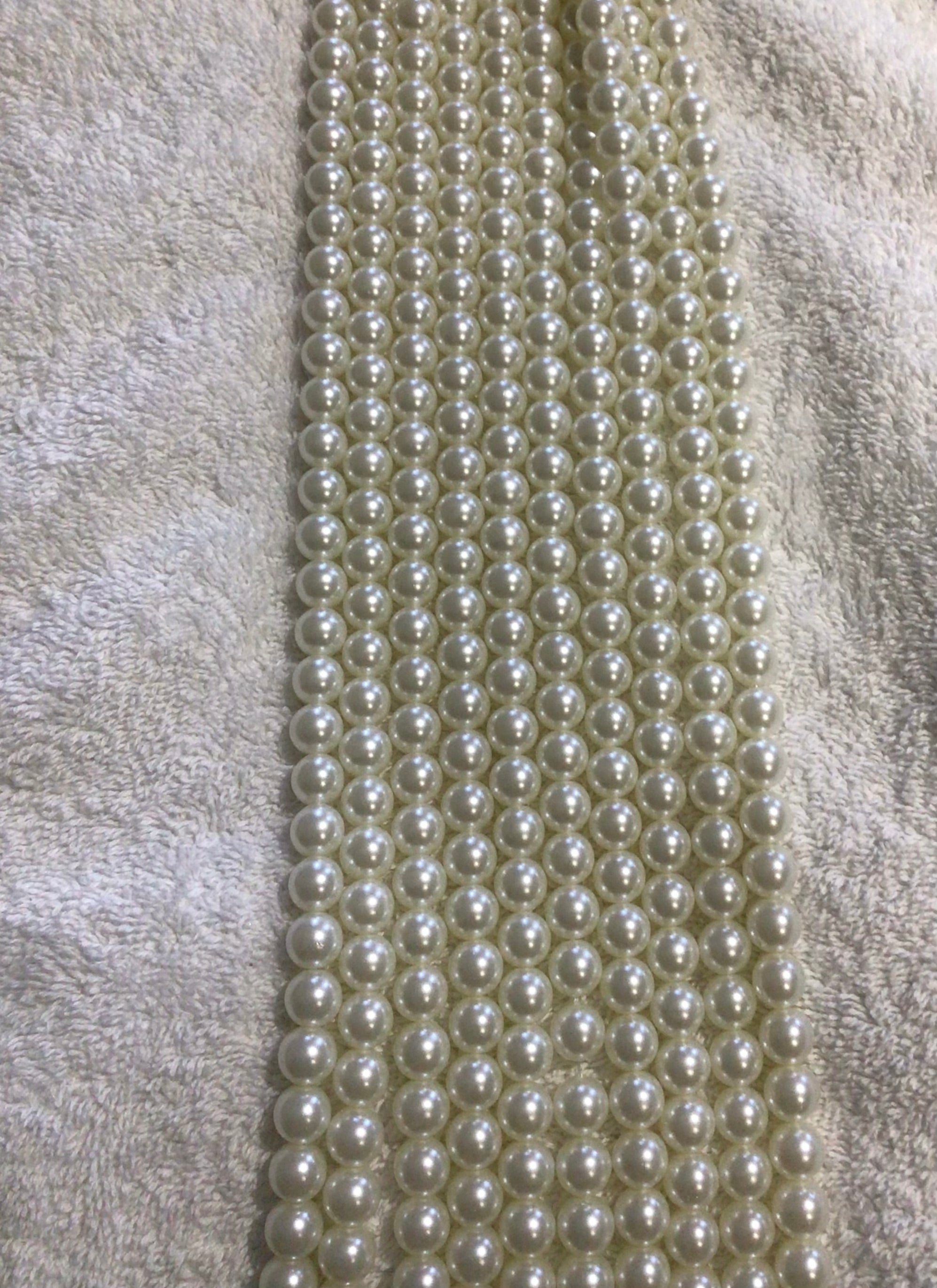 Pearl Beads 10mm/ Each 40 beads per strand