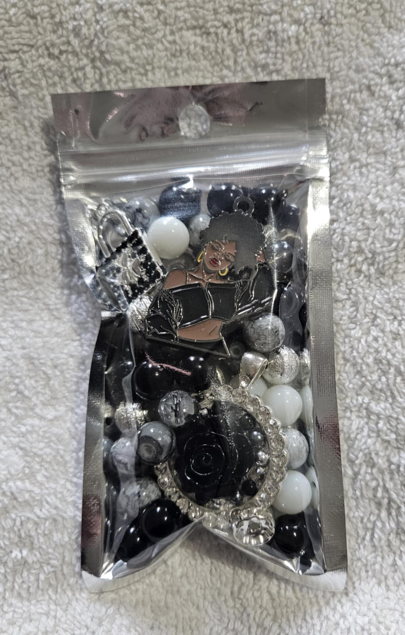 Flower two stack 10mm bead pack/Each