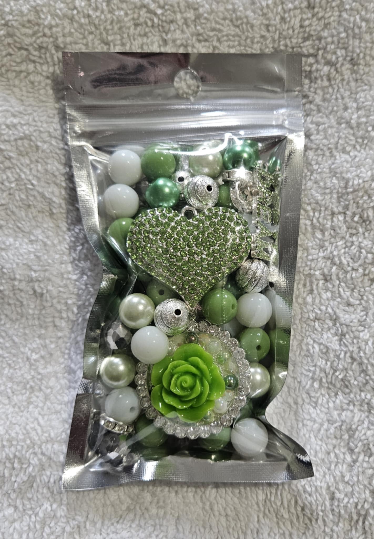 Flower two stack 10mm bead pack/Each