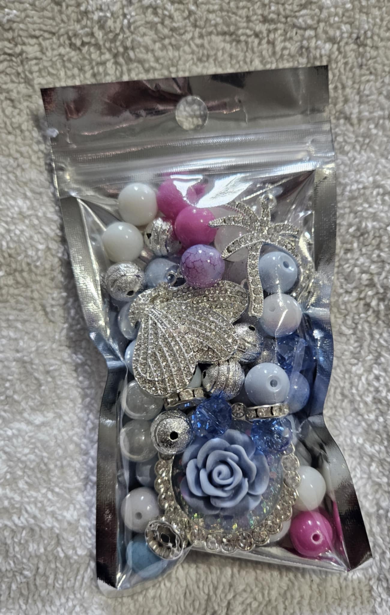 Flower two stack 10mm bead pack/Each
