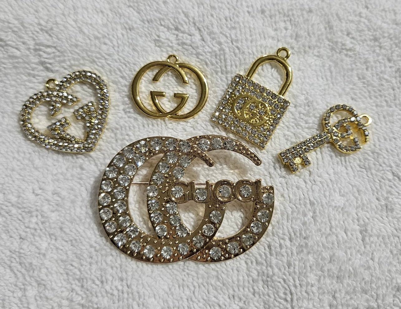 Brooch/sets/Each