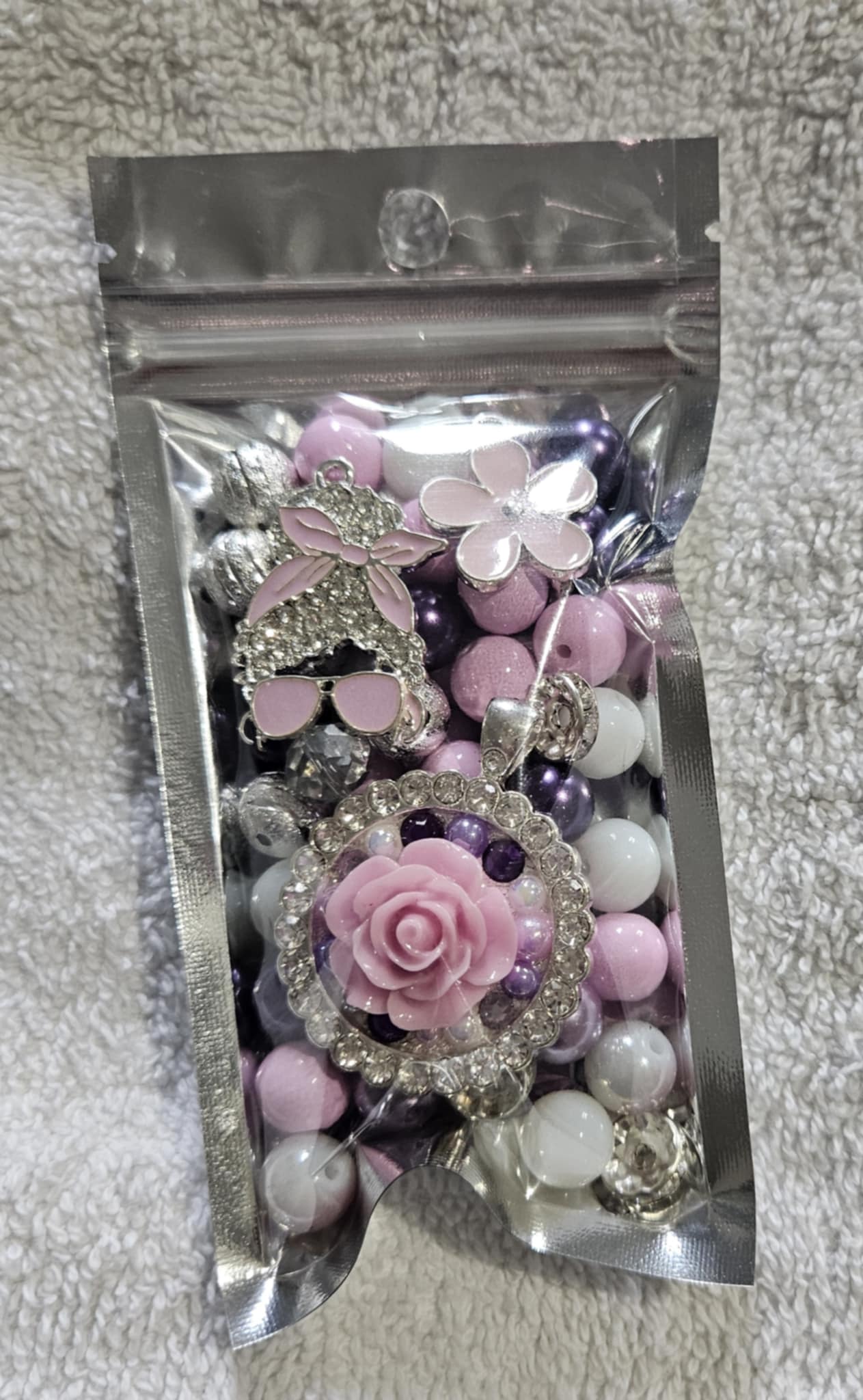 Flower two stack 10mm bead pack/Each