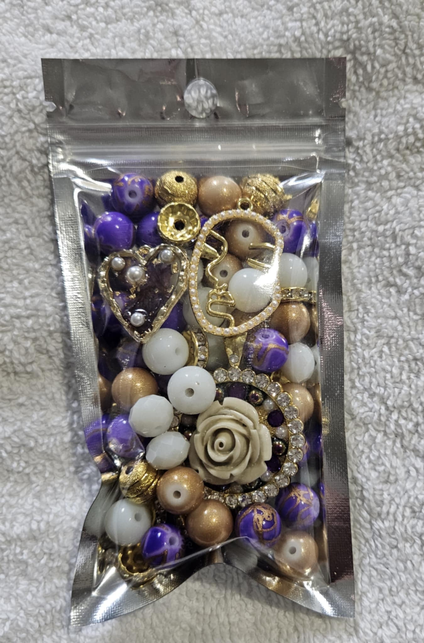 Flower two stack 10mm bead pack/Each
