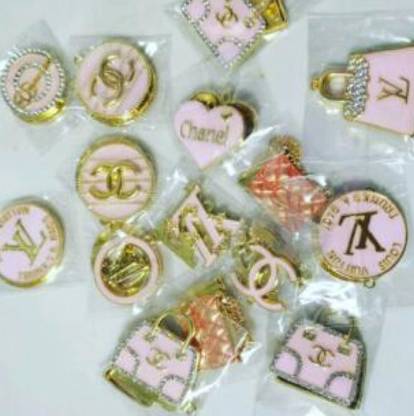 Fashionista charms/Each Random Pick